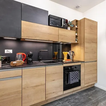 Urban Oak - Station 1 Min & Private Patio * Turin
